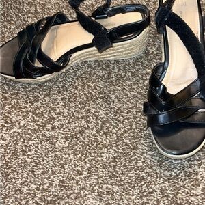 Black Espadrille Wedge Shoes with Glossy Straps